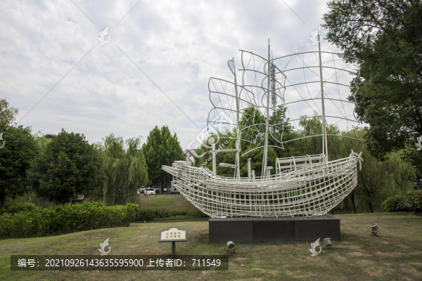 帆船雕塑