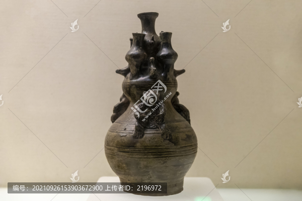 東漢青瓷五聯(lián)罐
