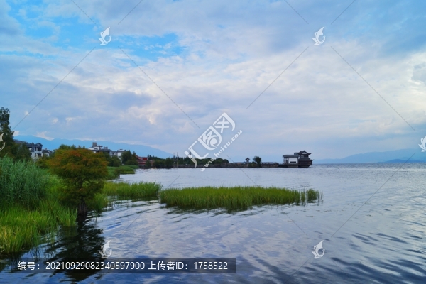 洱海環(huán)海風(fēng)景