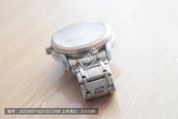 手表