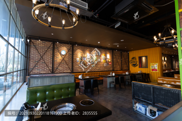自助燒烤餐廳的布局與裝飾