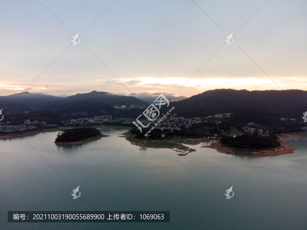 湖泊攝影圖