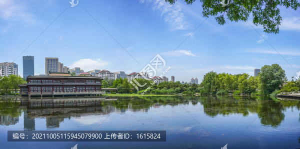 天津?qū)巿@湖泊全景