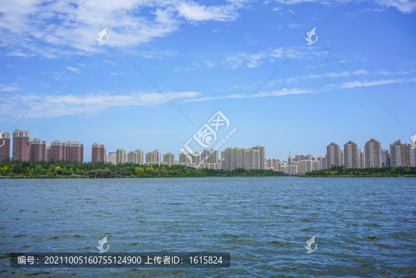 天津梅江湖泊景觀