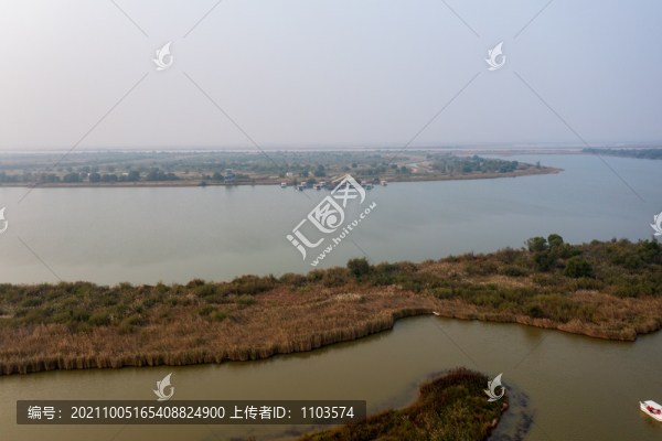 航拍黃河入?？谏鷳B(tài)旅游區(qū)