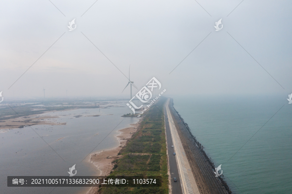 航拍東營(yíng)孤東海堤