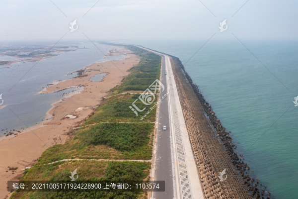 航拍東營(yíng)孤東海堤