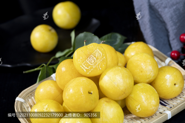 冰糖蜂糖李子