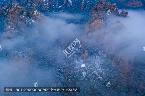 嶗山仰口景區(qū)覓天洞景點(diǎn)