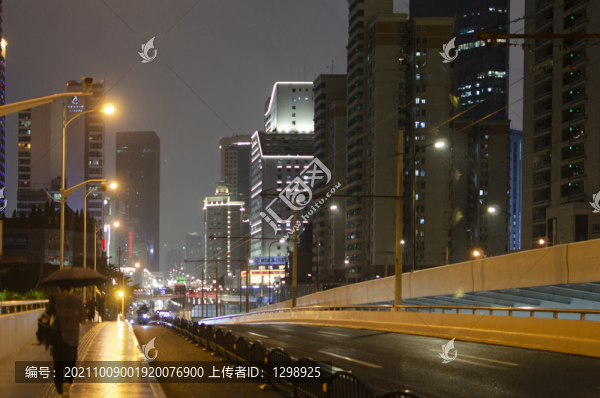 上海天目西路街頭夜景
