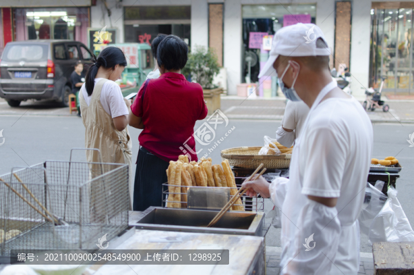 街頭早點(diǎn)攤