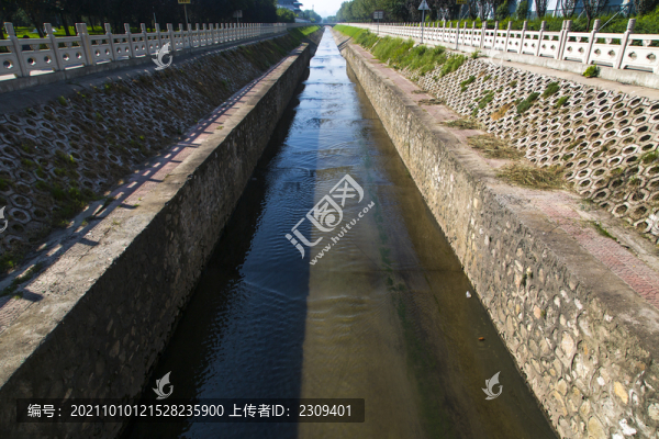 水渠
