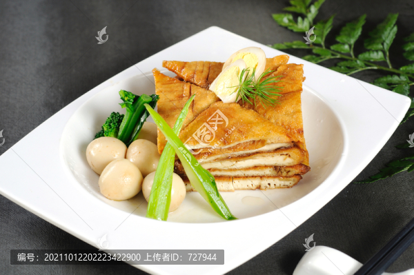 鹵水鵪鶉蛋豆腐