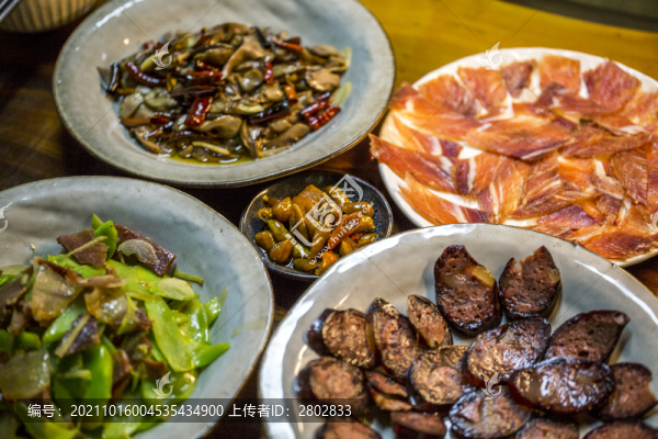 云南諾鄧古鎮(zhèn)火腿美食
