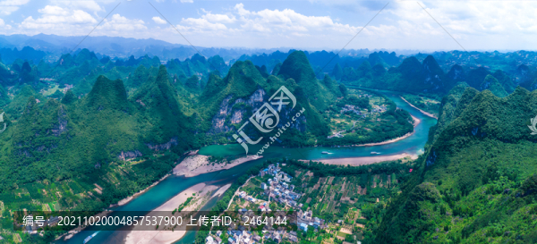 全景航拍桂林九馬畫山景區(qū)