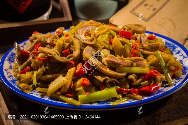 香辣豬肚片美食