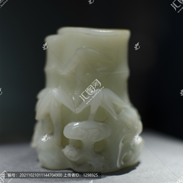 清代白玉花插