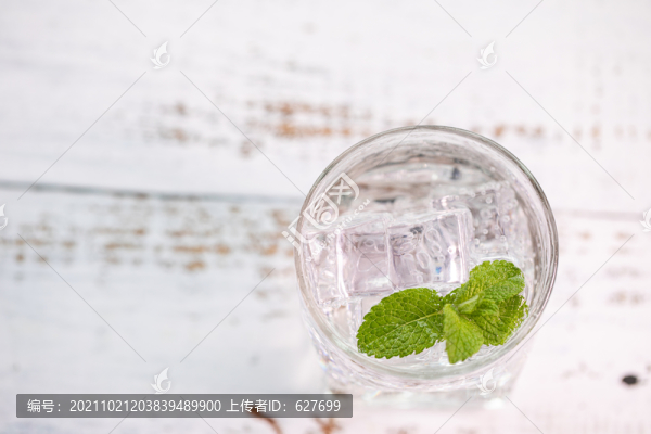 薄荷冰水