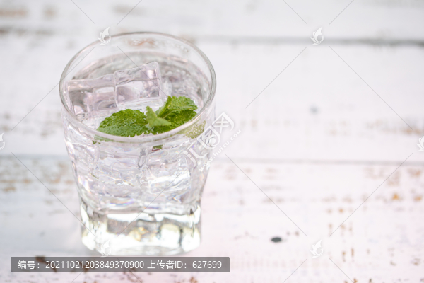 薄荷冰水