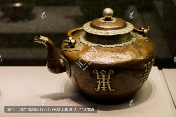 清代紫銅茶壺