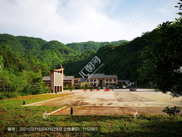 山中別墅