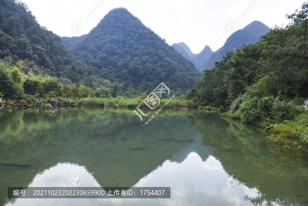 小七孔風(fēng)景區(qū)碧水
