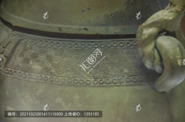 云雷紋提梁卣局部細節(jié)特寫大圖