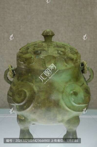 信陽博物館館藏商代盛酒器鸮卣