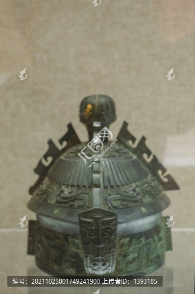 信陽博物館館藏西周酒器父乙卣蓋