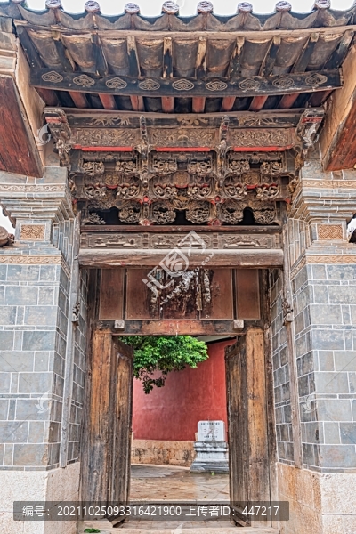 三圣宮大門(mén)