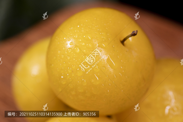冰糖蜂糖李子