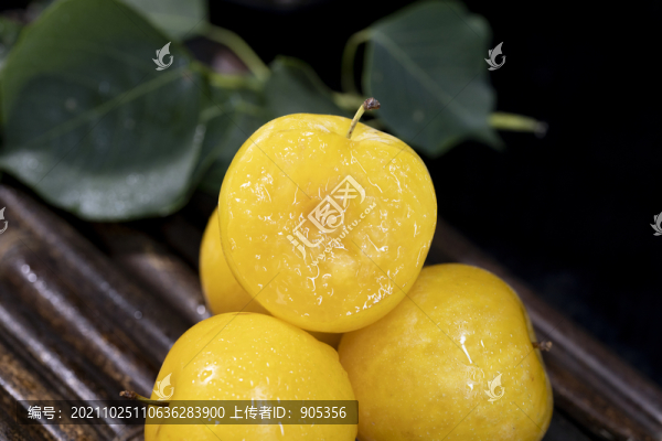 冰糖蜂糖李子