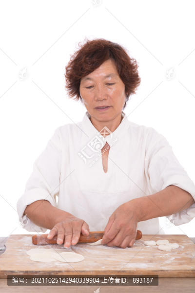 中國婦女在包餃子