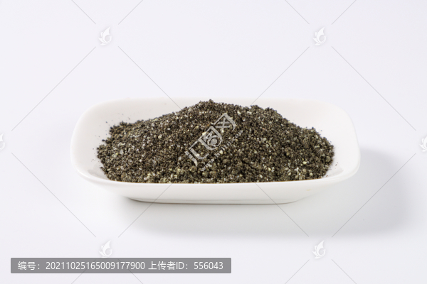 綠色粉末