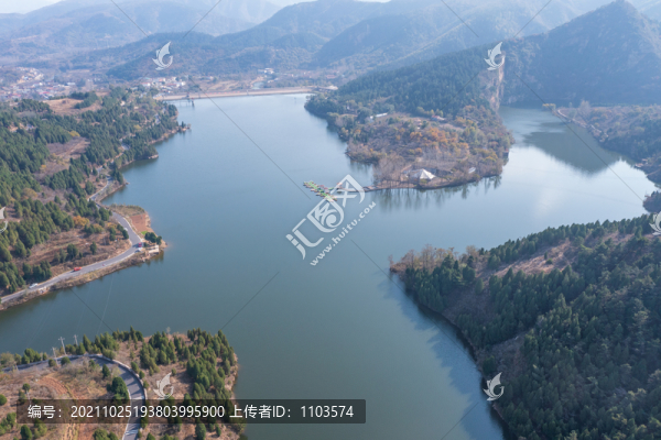 航拍濟(jì)南百丈崖水庫