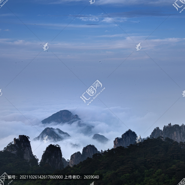 云霧山巒