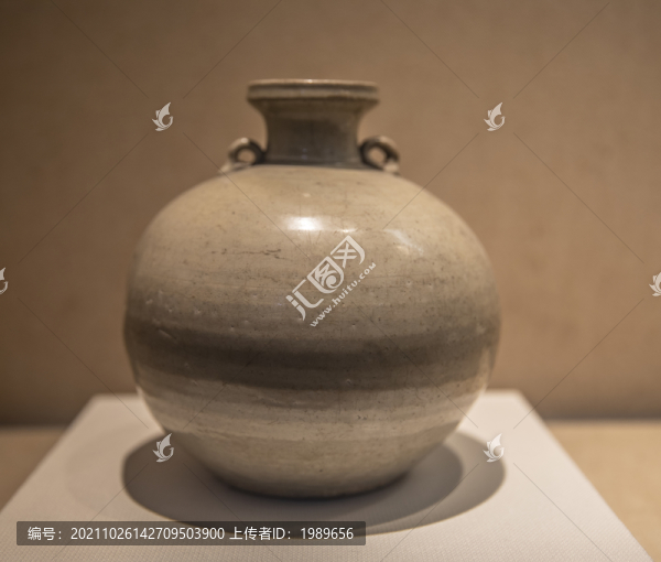 五代甌窯青瓷雙耳罐