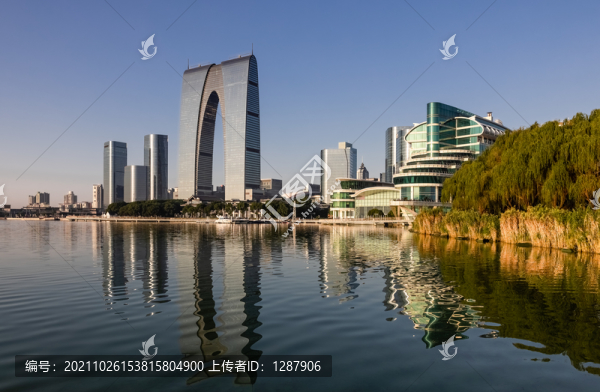 金雞湖畔