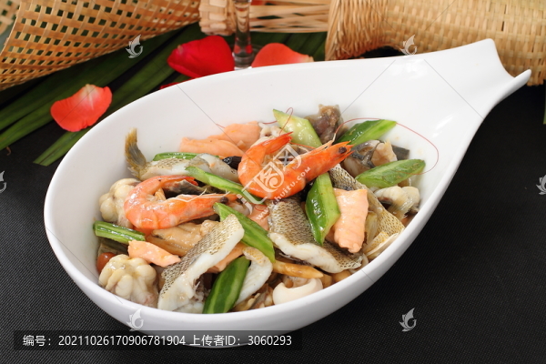 大蝦煮鱸魚