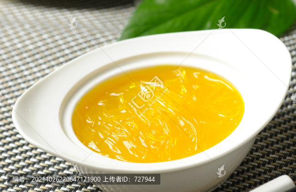 黃燜魚(yú)翅