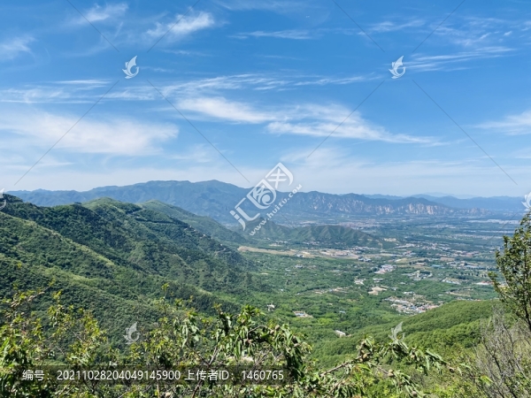 藍(lán)天白云青山