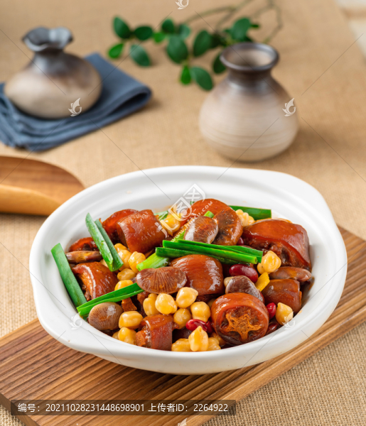 三寶豆焗豬尾
