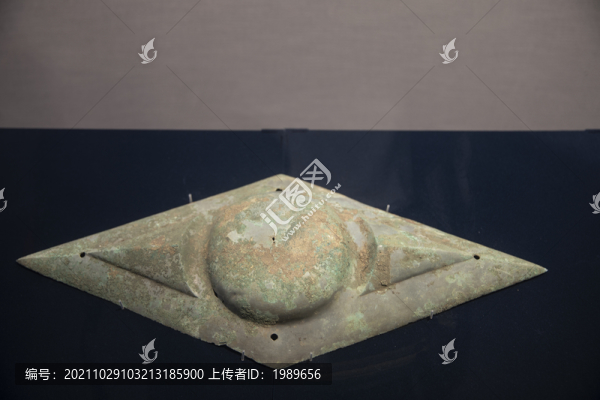 商代銅眼形器