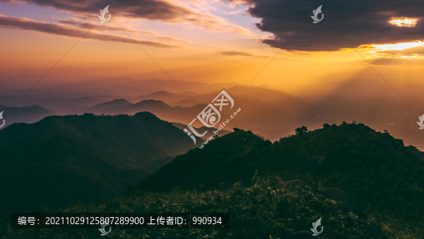 朝霞
