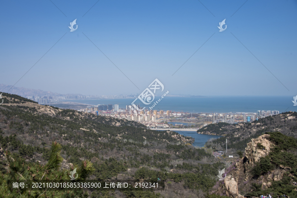 大珠山眺望青島和大海