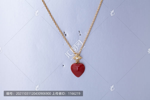 心開(kāi)烤漆項(xiàng)鏈