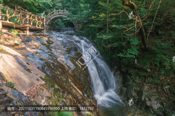 湖北黃岡羅田大別山薄刀鋒風景區(qū)