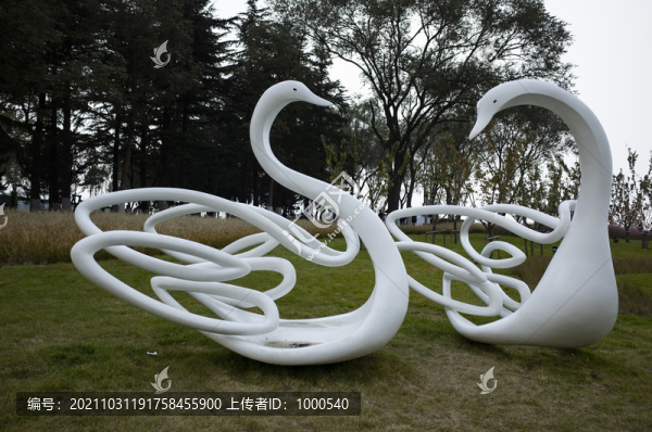 公園天鵝雕塑