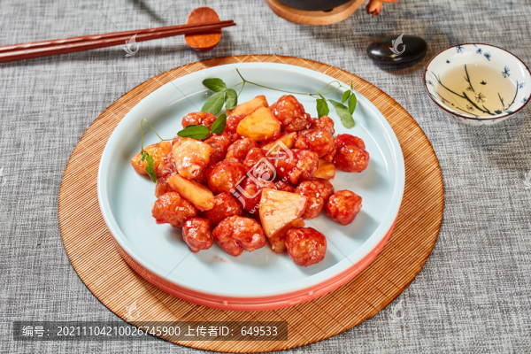菠蘿咕咾肉