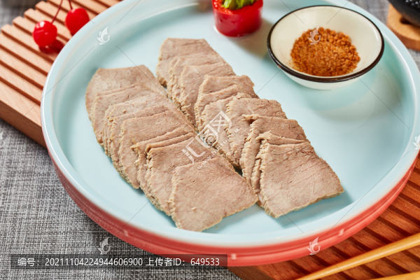涼拌牛肉片